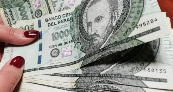 Aprenda cómo negociar deudas tributarias en Paraguay sin perder beneficios ante la DNIT. Asesoría legal especializada para regularizar su situación fiscal de forma segura y eficiente.