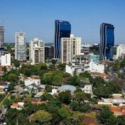 Análisis legal sobre el Investor Pass, créditos de carbono (Decreto 3369), ley de protección de datos y desmonopolización energética en Paraguay.